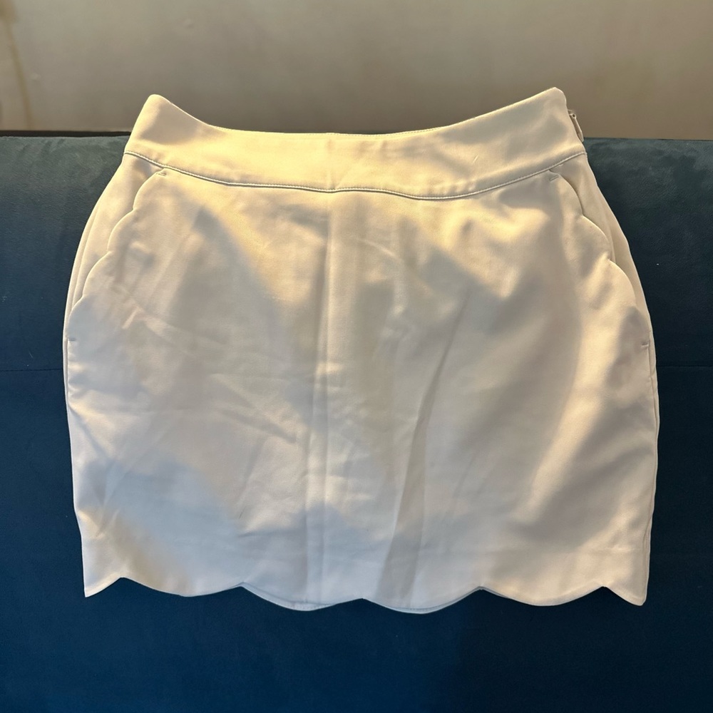 Vineyard Vines Performance Skort Brand New never worn Size 00 Stone